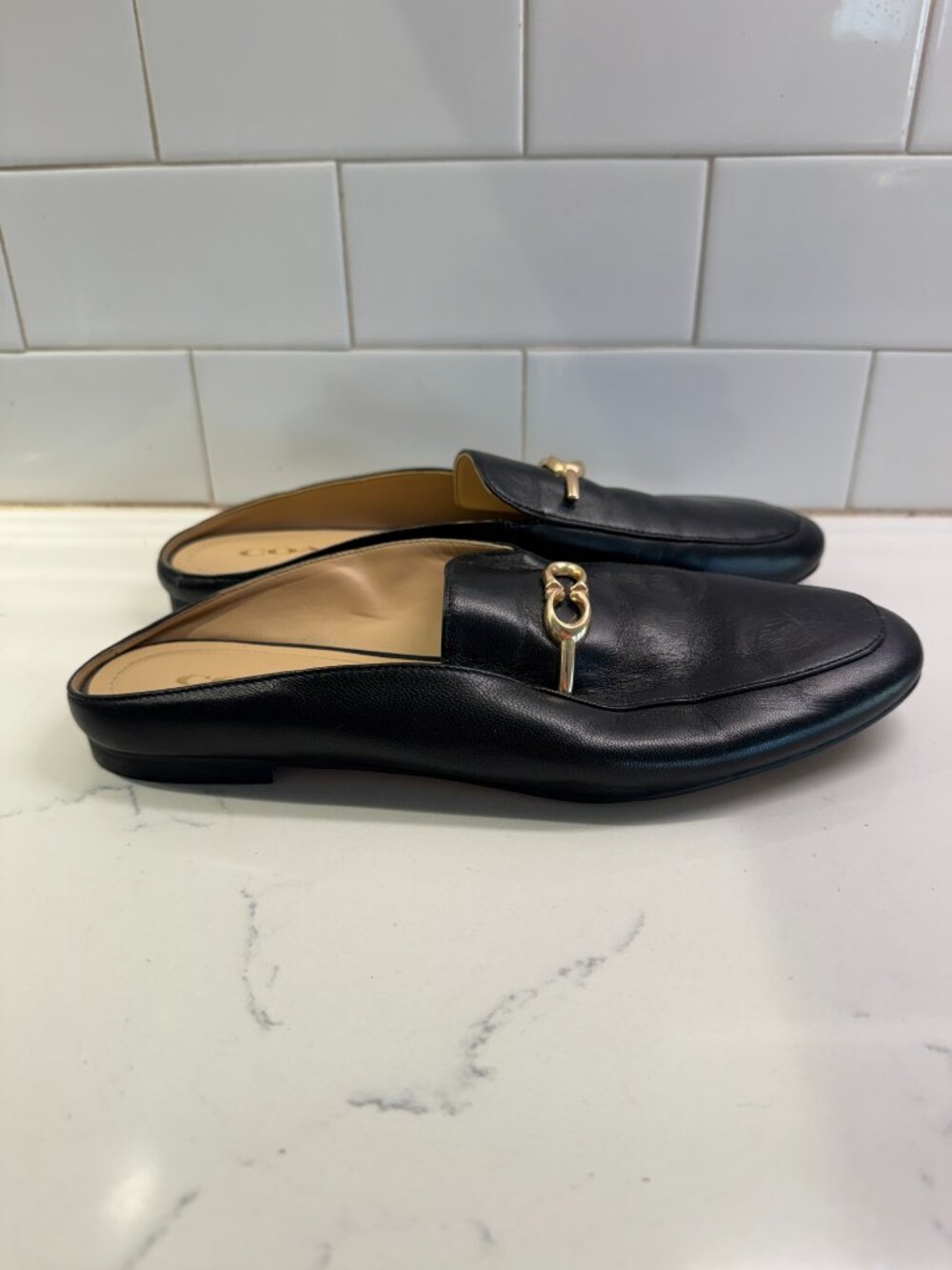 Coach Sienna Black Leather Slip On Loafer Slides Womens 7B C5770 Gold Hardware D - Picture 6 of 10